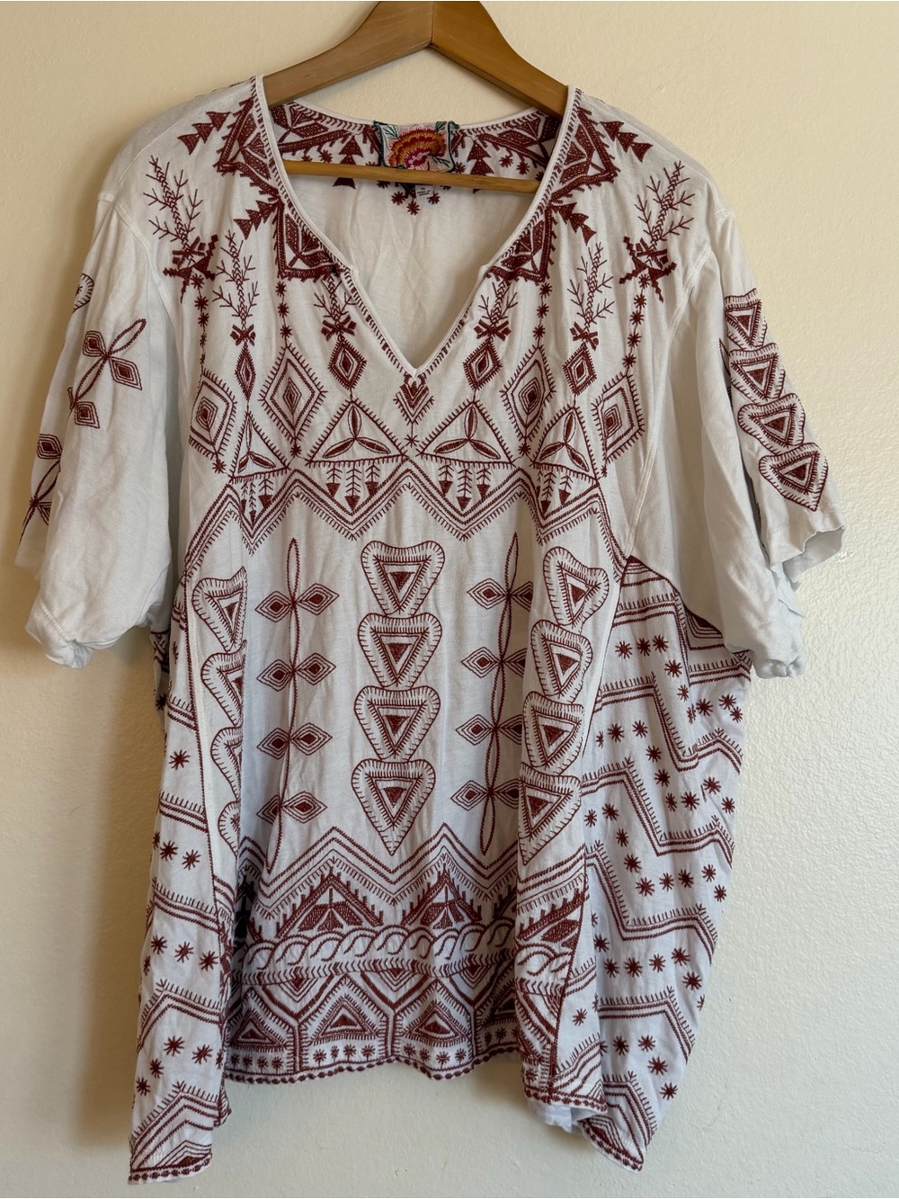 Johny Was White Tunic Top with Burgundy Geometric Embroidery Peasant Boho